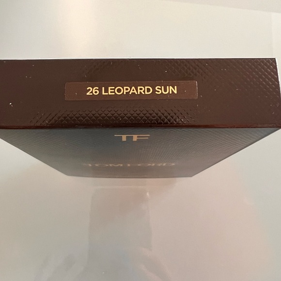 Brand new eyeshadow, Tom Ford. - Picture 4 of 4